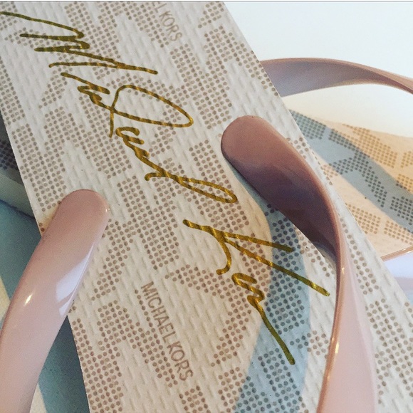 New Michael KORS Jet Set Flip Flops - Picture 7 of 7
